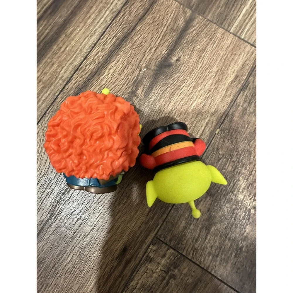 Disney Pixar‎ Alien Remix Merida Brave Mr Incredible Toy Story Figure Lot of 2